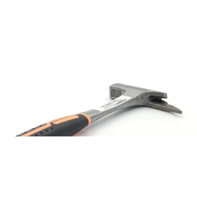 Młotek dekarski monolityczny z magnesem 300g